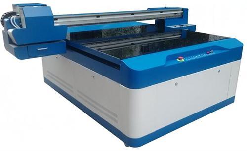 一些具有高端研发技术实力的国内印刷机械设备制造商也看到了这个机遇
